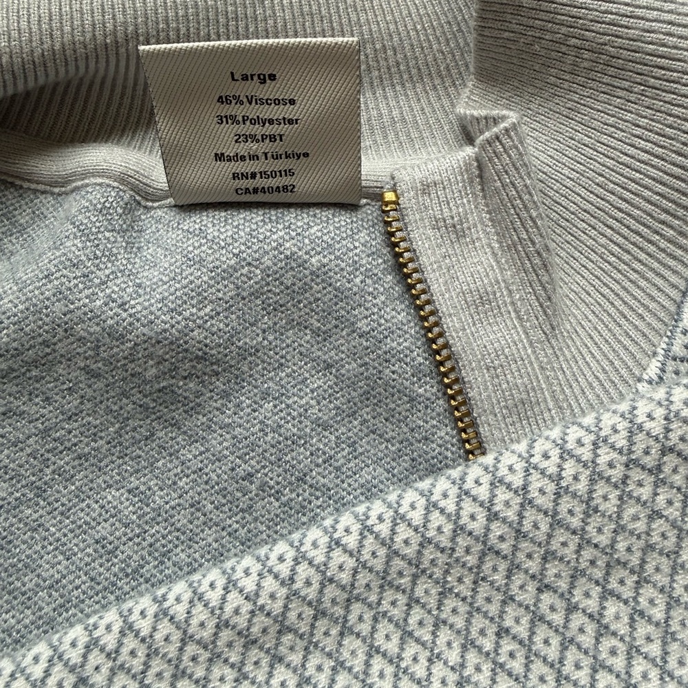 Light Gray Zip-Front Women's Knit Bomber Sweater - Picture 8 of 8